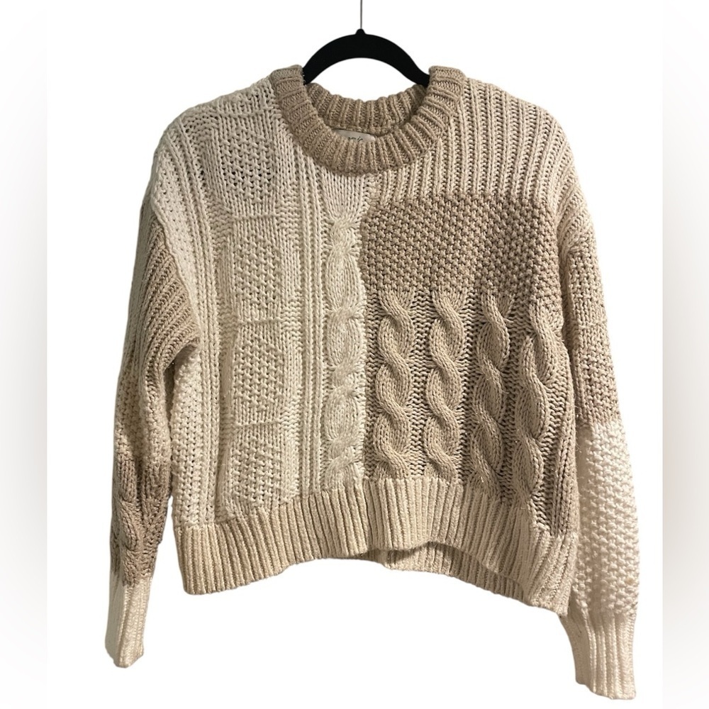 Aerie Cream and Beige Crewneck Knit Sweater Size XS
